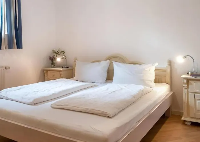 Friesenhaus - 3 Апартаменты *